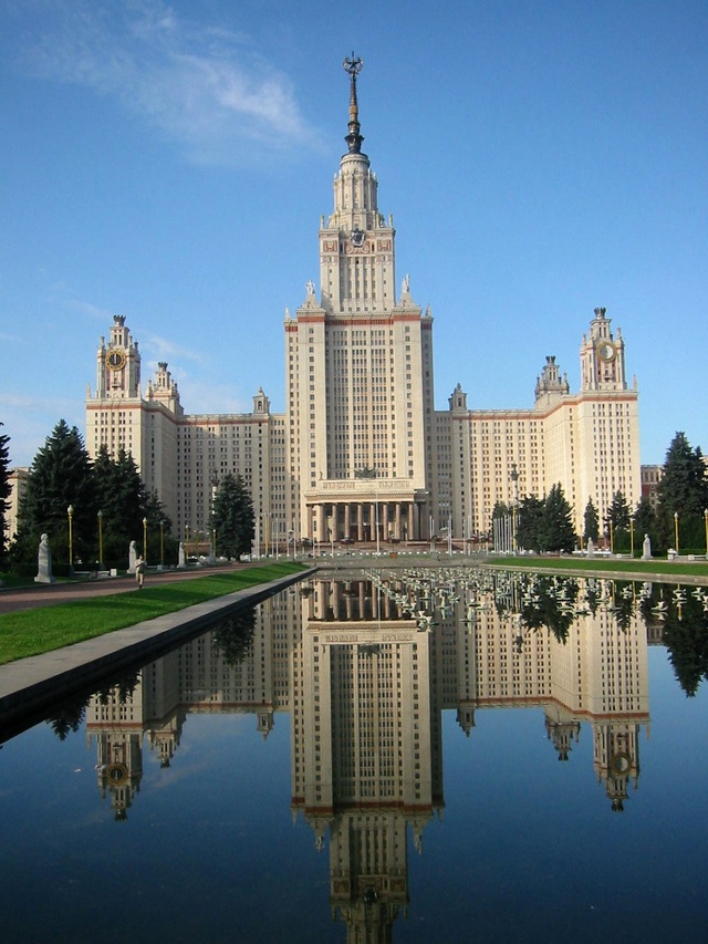 Universidad Estatal de Moscú_de Moscou